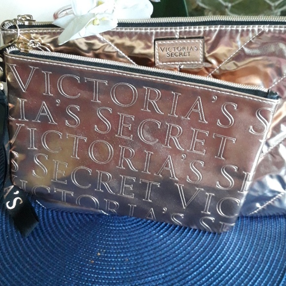 VICTORIA SECRET SET OF 2 MAKE UP BAGS - Picture 5 of 8